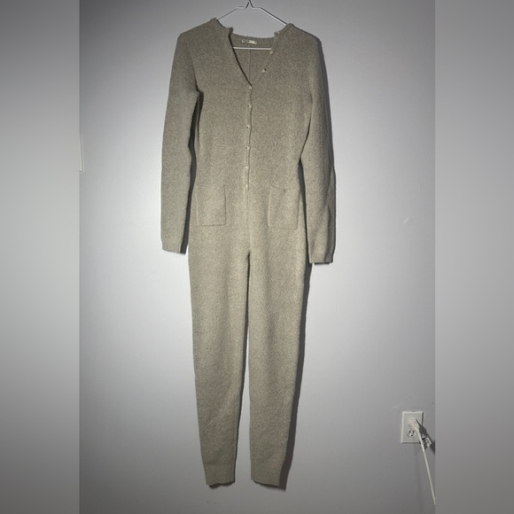 house of cb neutral gray knit jumper size medium - Picture 1 of 9